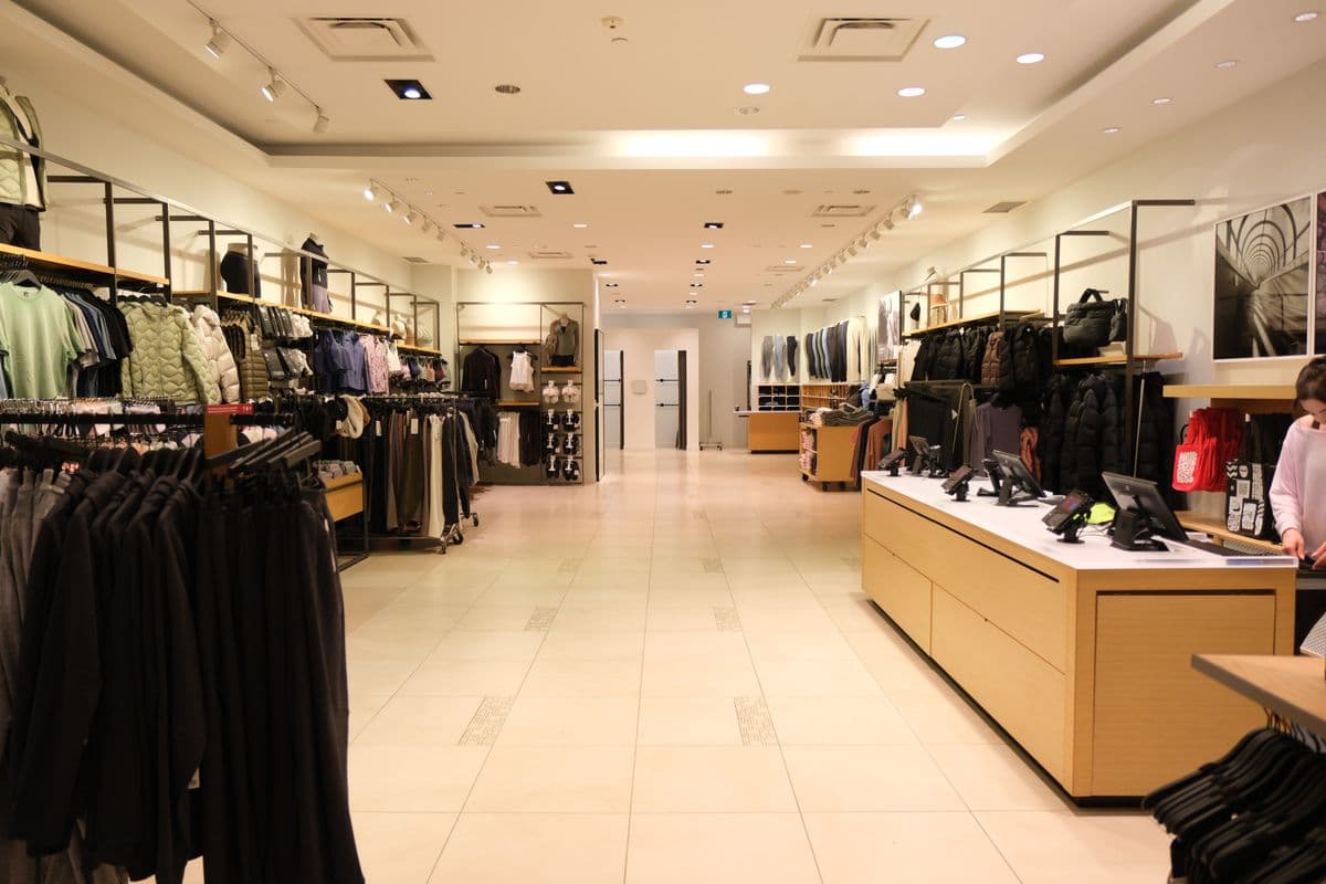 Lululemon — photo 2
